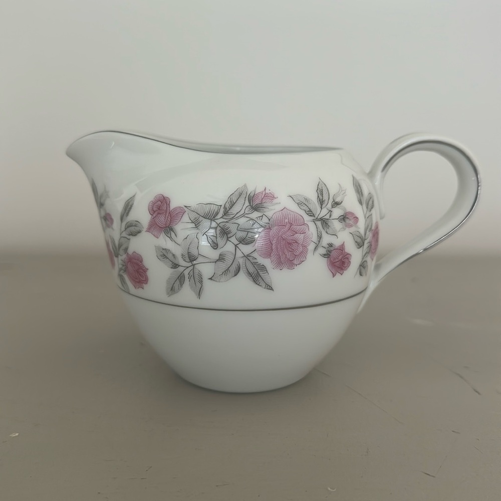 Harmony House Discontinued Creamer
